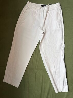 Women’s Banana Republic White Pants size small